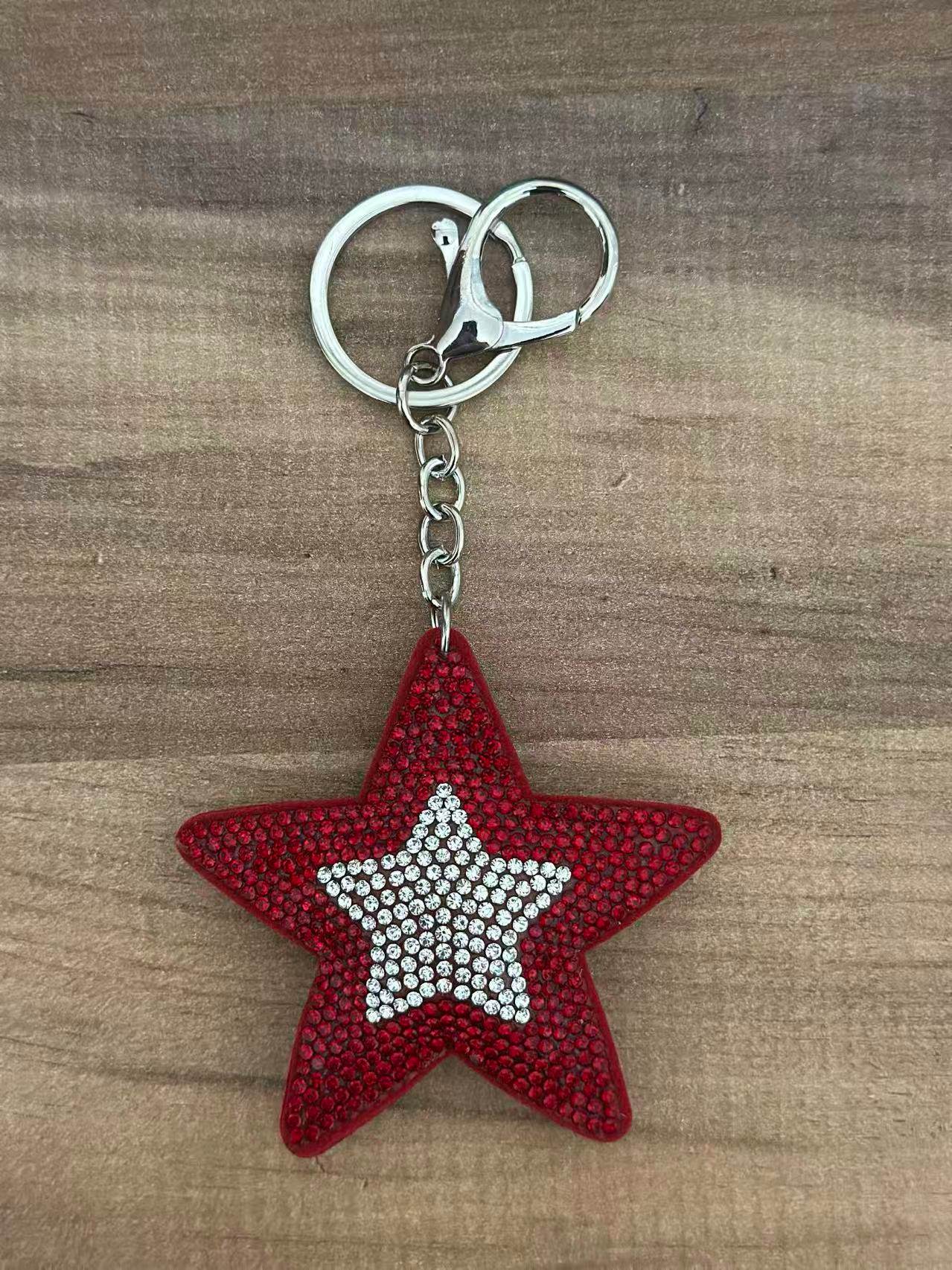 β¨ Sparkling Red Star Keychain β¨ - MODA ACCESSORIES