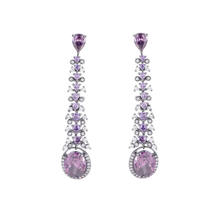 Lange Ohrhänger mit violetten Kristall- und Zirkonsteinen