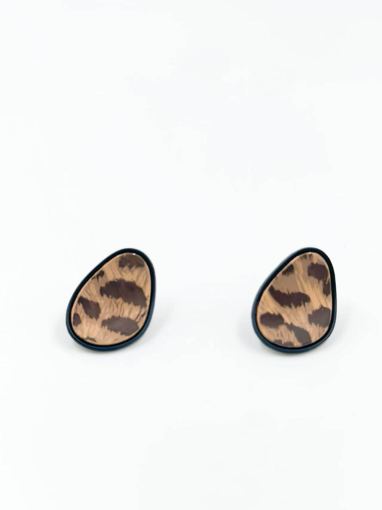 Leopard Print Teardrop Stud Earrings - MODA ACCESSORIES