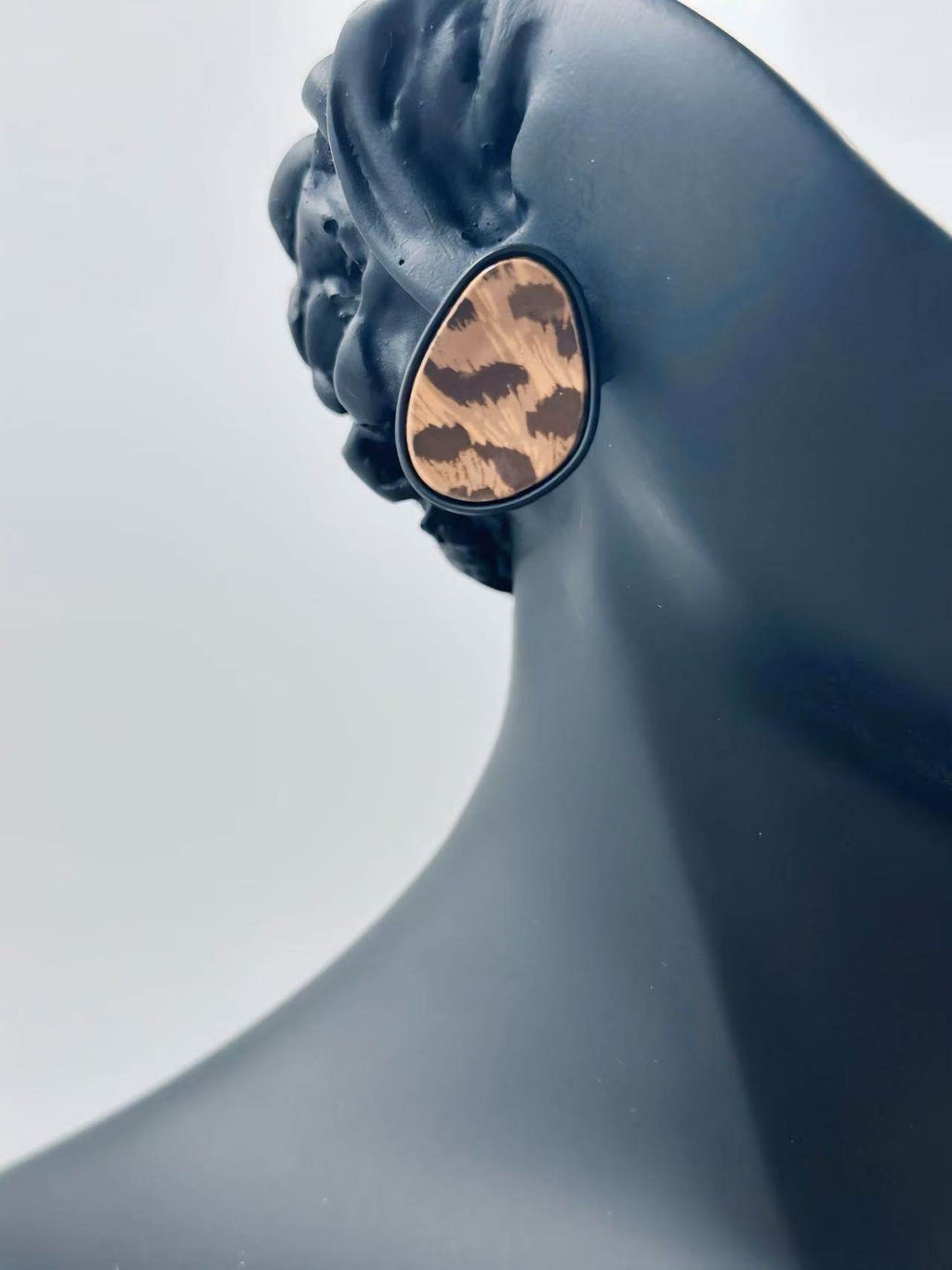 Leopard Print Teardrop Stud Earrings - MODA ACCESSORIES
