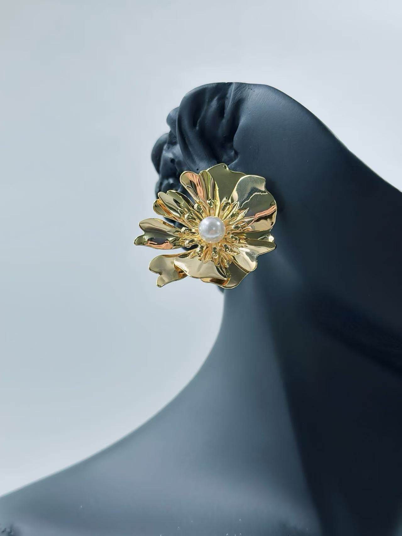 Gold-Tone Floral Statement Earrings - MODA ACCESSORIES