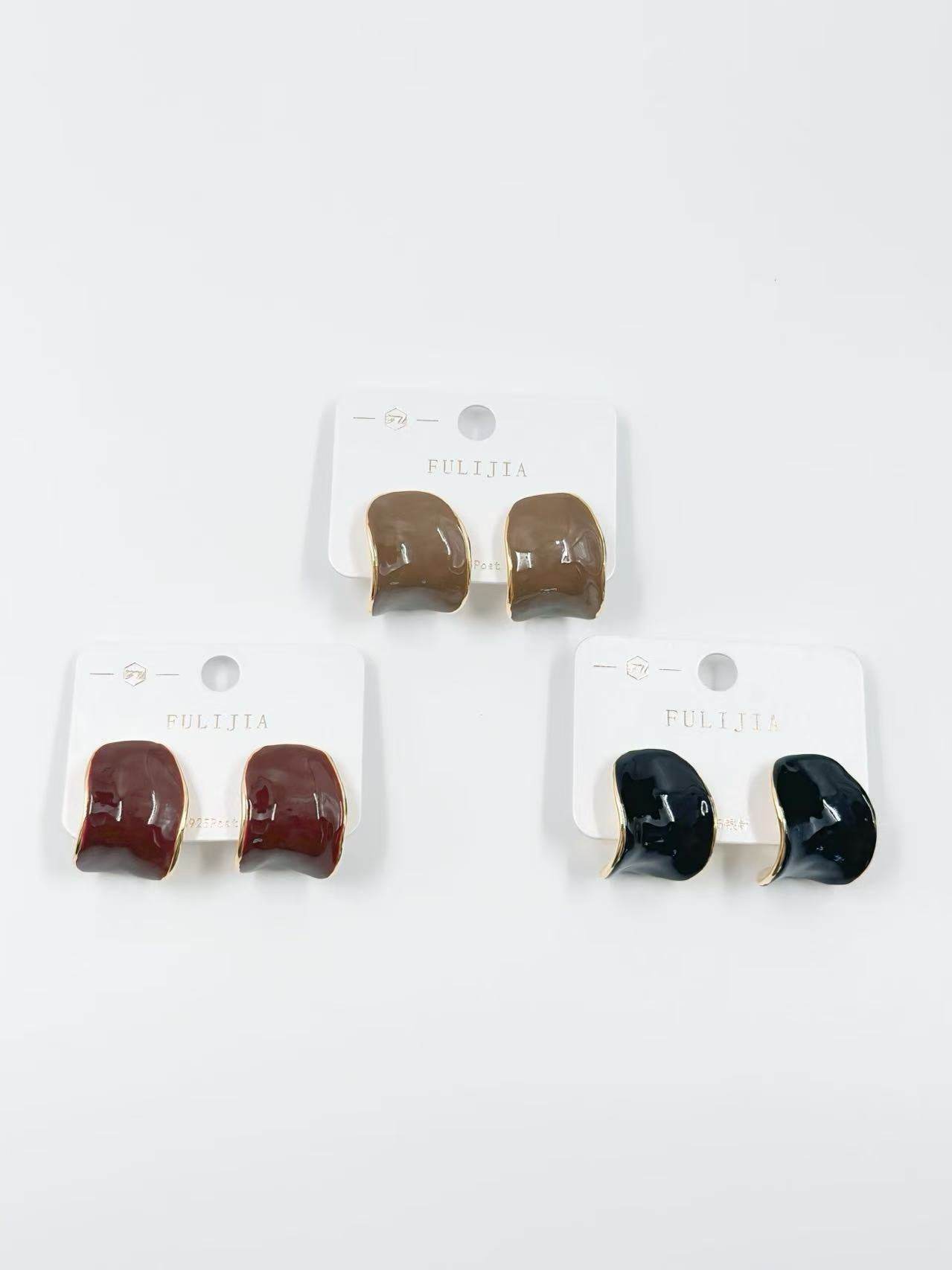 Glossy Wave Curve Stud Earrings β Neutral Trio Collection - MODA ACCESSORIES