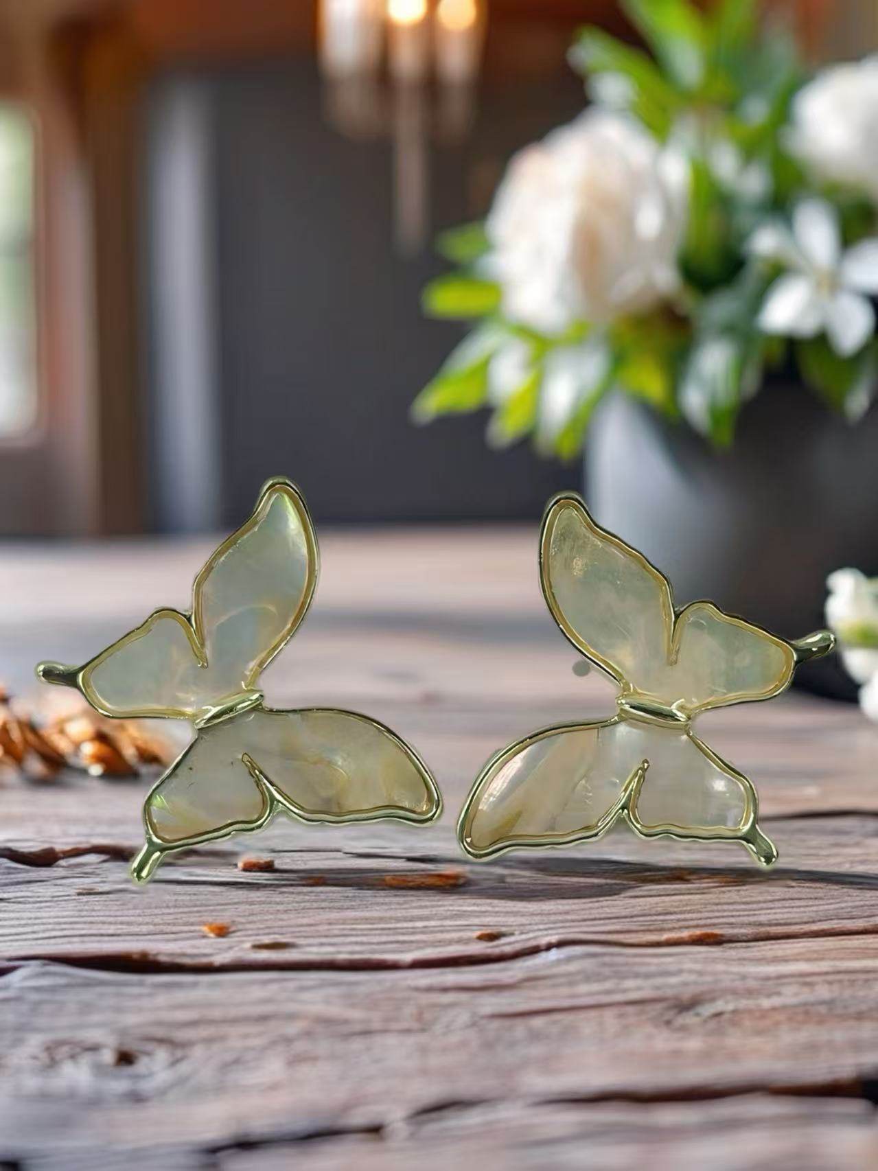 Iridescent Butterfly Wing Stud Earrings β Gold & Silver Tones - MODA ACCESSORIES