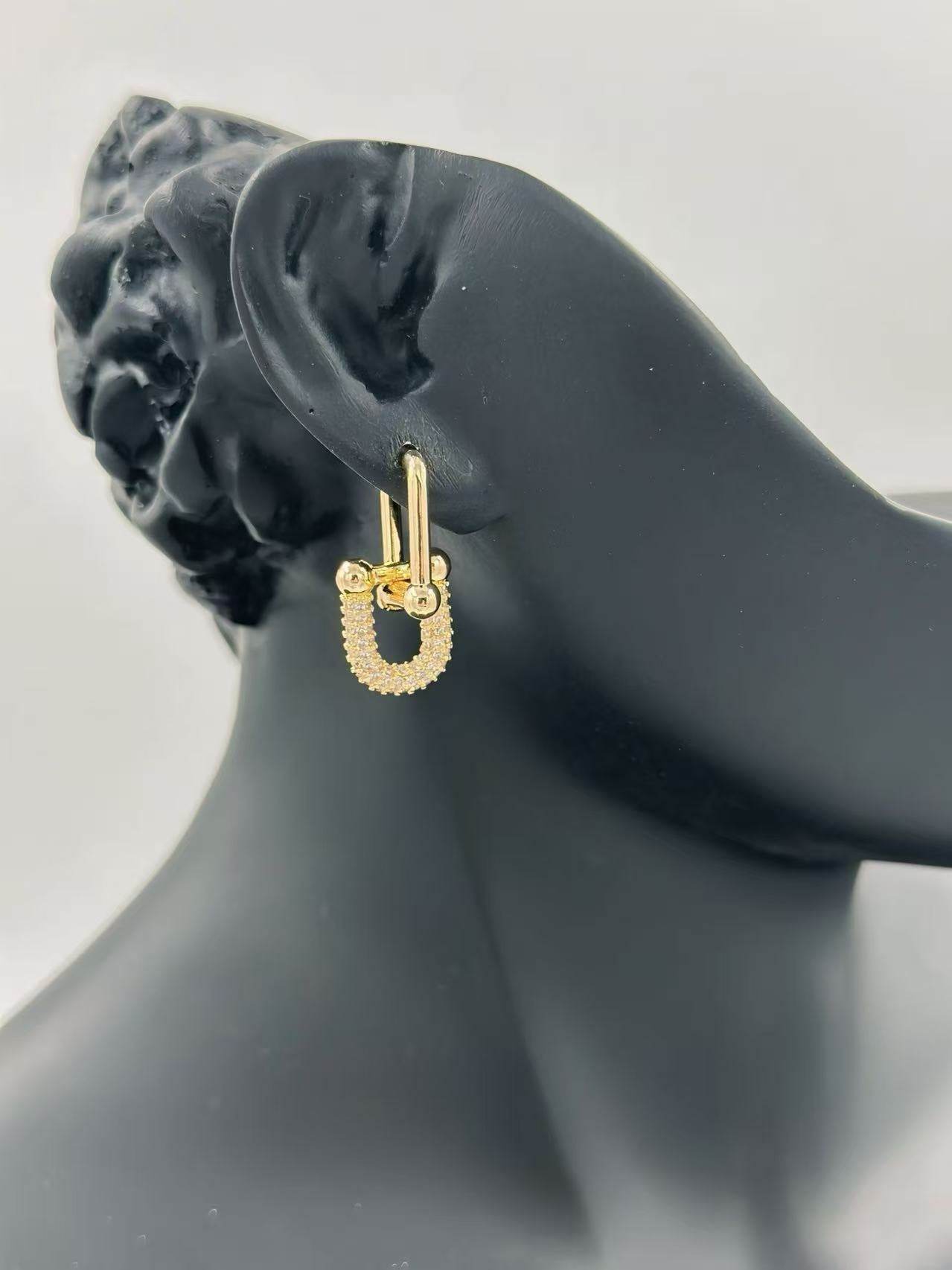 Elegant Gold-Tone U-Shaped Drop Earrings - MODA ACCESSORIES