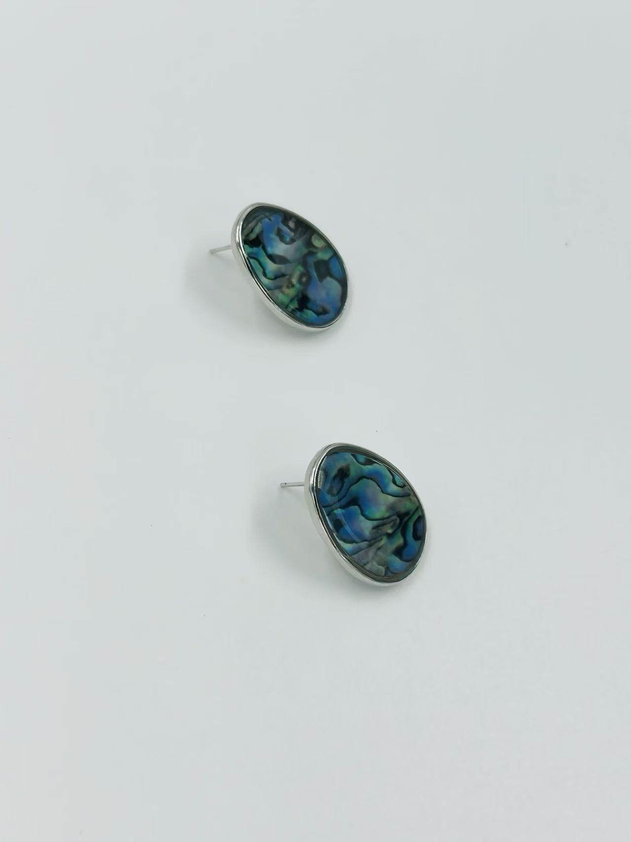 Oval Shell Stud Earrings – Gold & Silver Tone Variants - MODA ACCESSORIES