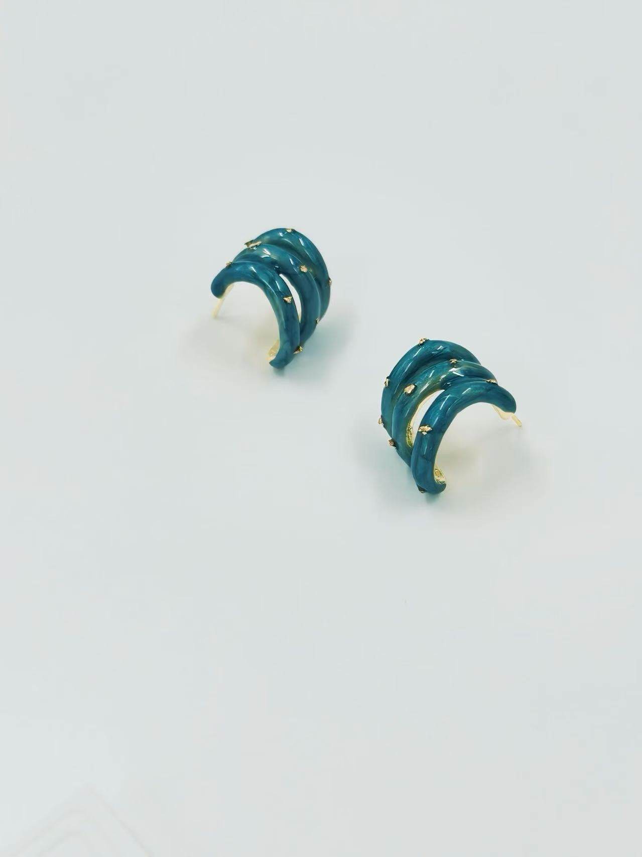 Triple Twist Chunky Stud Earrings – Multicolor Set - MODA ACCESSORIES