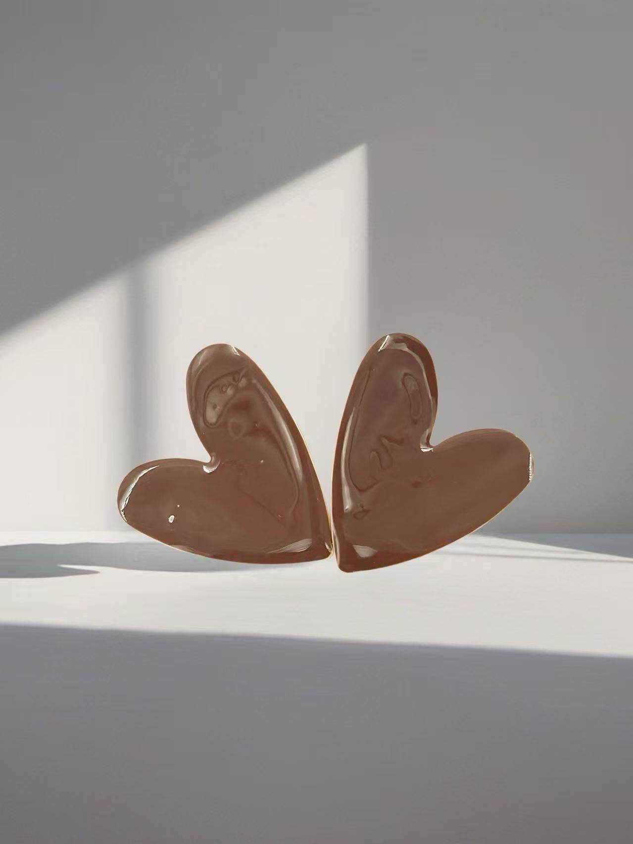 Glossy Asymmetrical Heart Stud Earrings β Multicolor Collection - MODA ACCESSORIES
