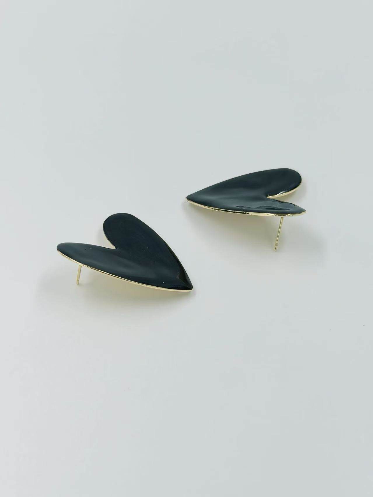 Glossy Asymmetrical Heart Stud Earrings β Multicolor Collection - MODA ACCESSORIES