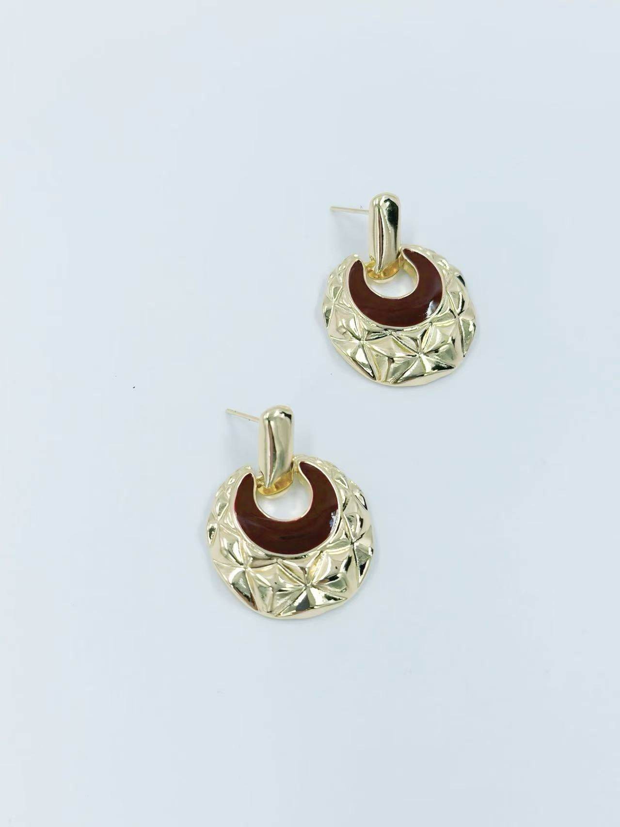 Geometric Textured Drop Earrings with Enamel Inlay β Luxe Retro Series - MODA ACCESSORIES