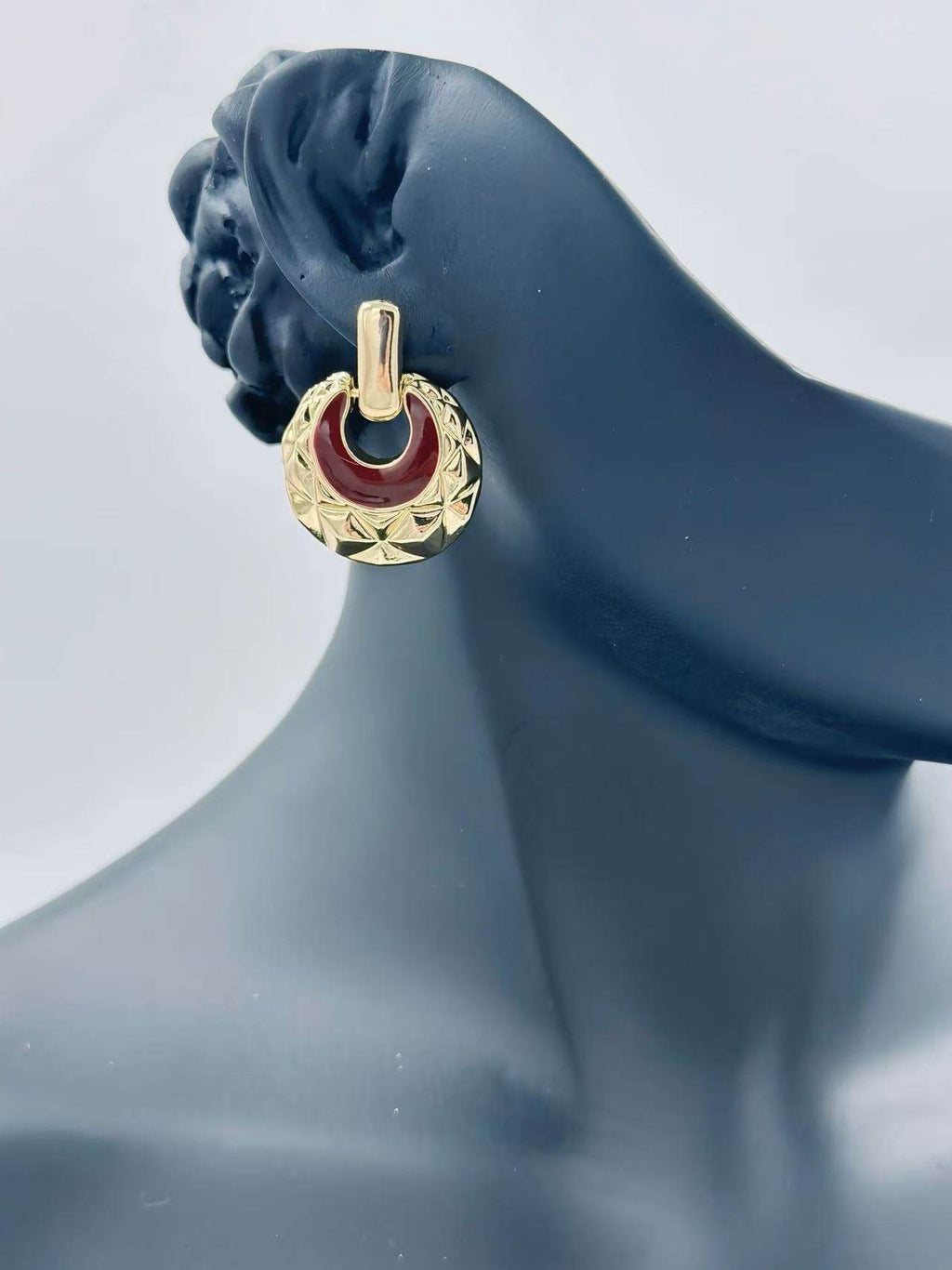 Geometric Textured Drop Earrings with Enamel Inlay – Luxe Retro Series - MODA ACCESSORIES