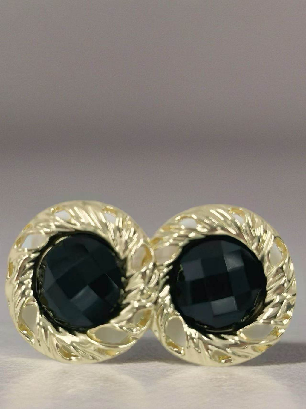Vintage Faceted Button Earrings with Gold Rope Frame - MODA ACCESSORIES
