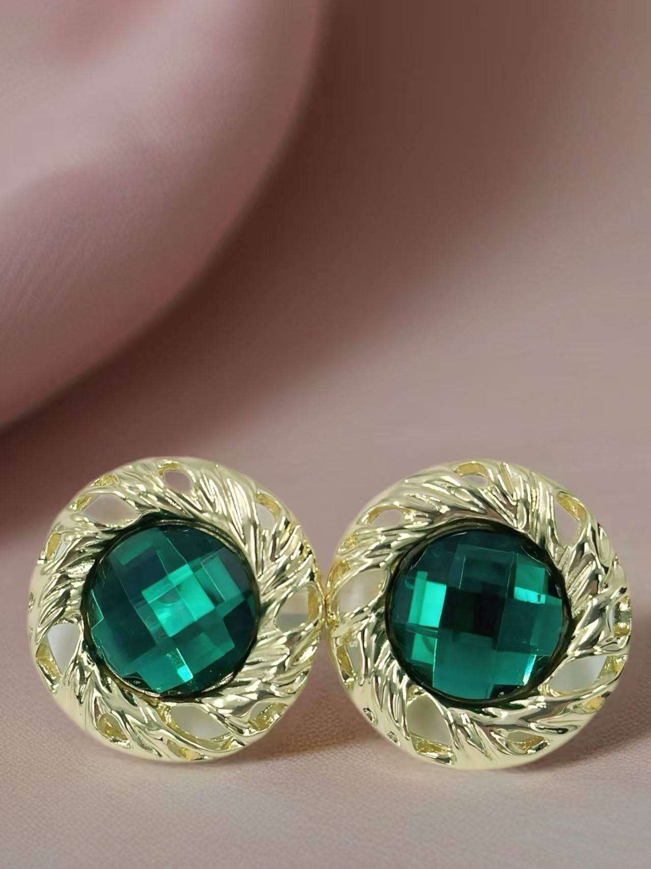 Vintage Faceted Button Earrings with Gold Rope Frame - MODA ACCESSORIES