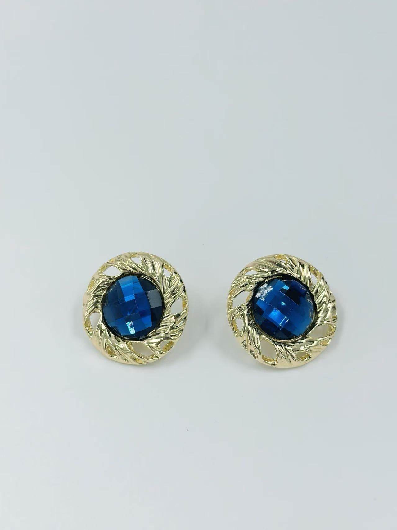 Vintage Faceted Button Earrings with Gold Rope Frame - MODA ACCESSORIES