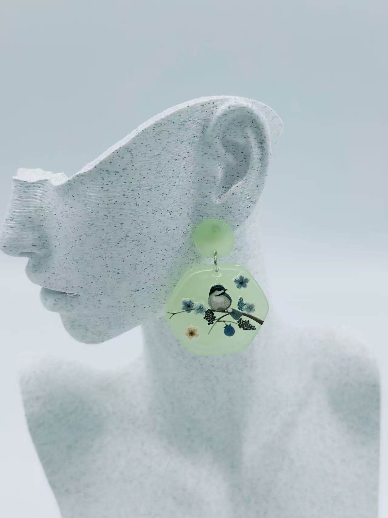 Pastel Songbird Floral Earrings - MODA ACCESSORIES