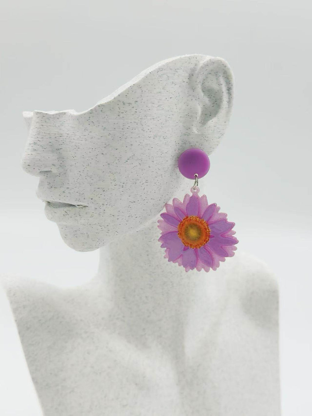 Lavender Bloom Daisy Earrings - MODA ACCESSORIES