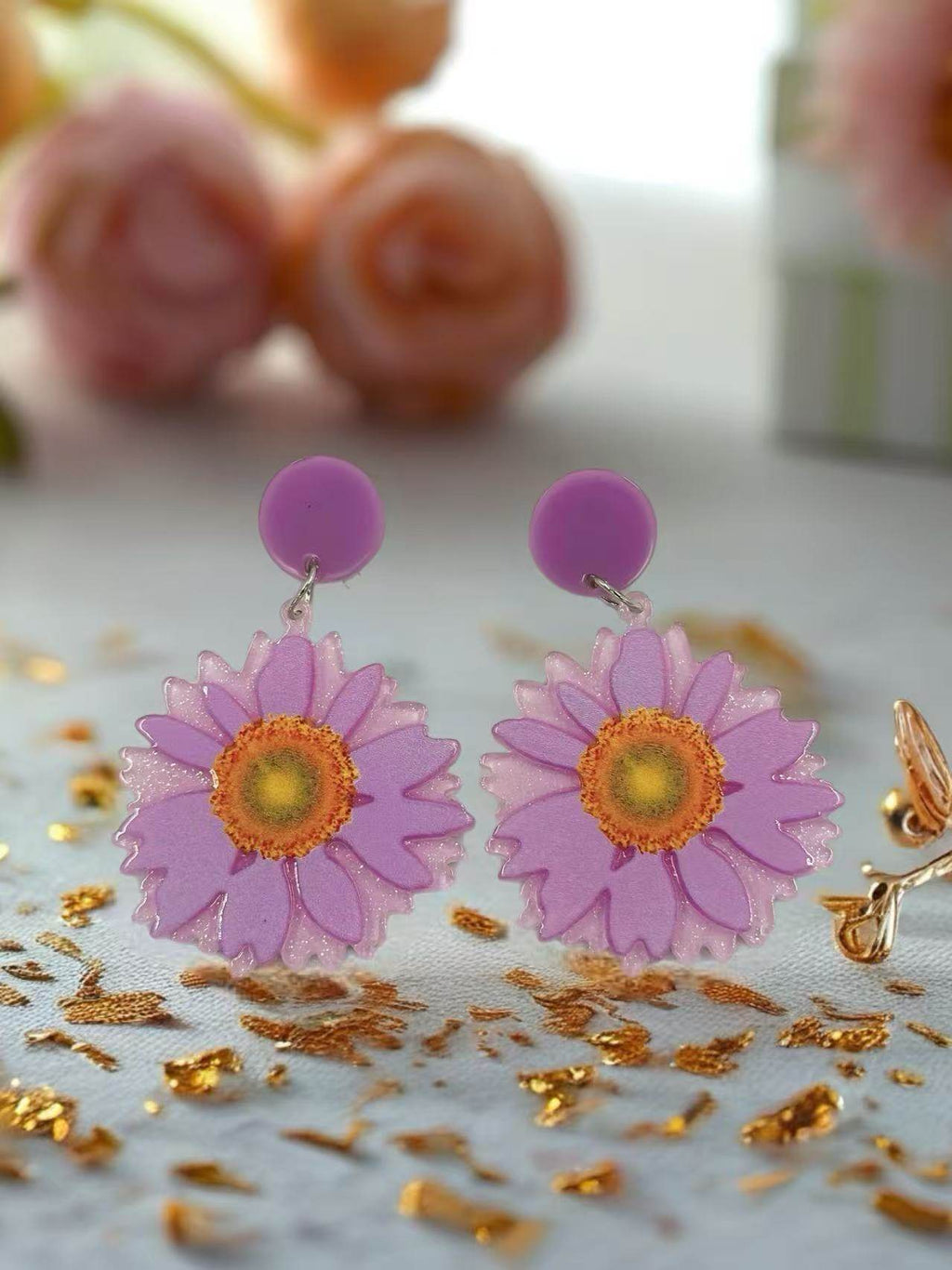 Lavender Bloom Daisy Earrings - MODA ACCESSORIES