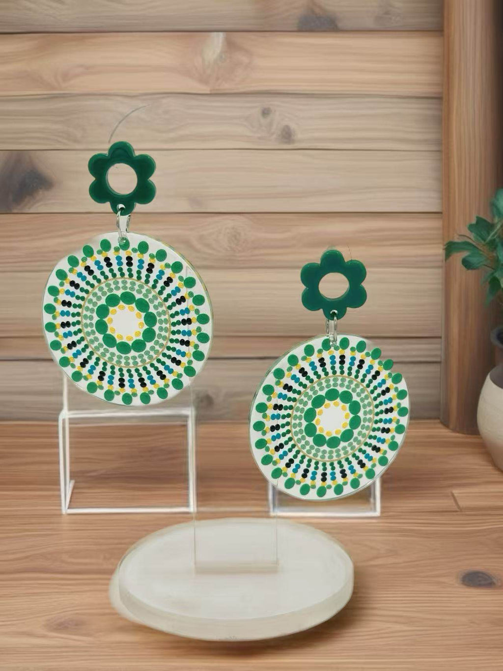 Green Mandala Bloom Earrings - MODA ACCESSORIES