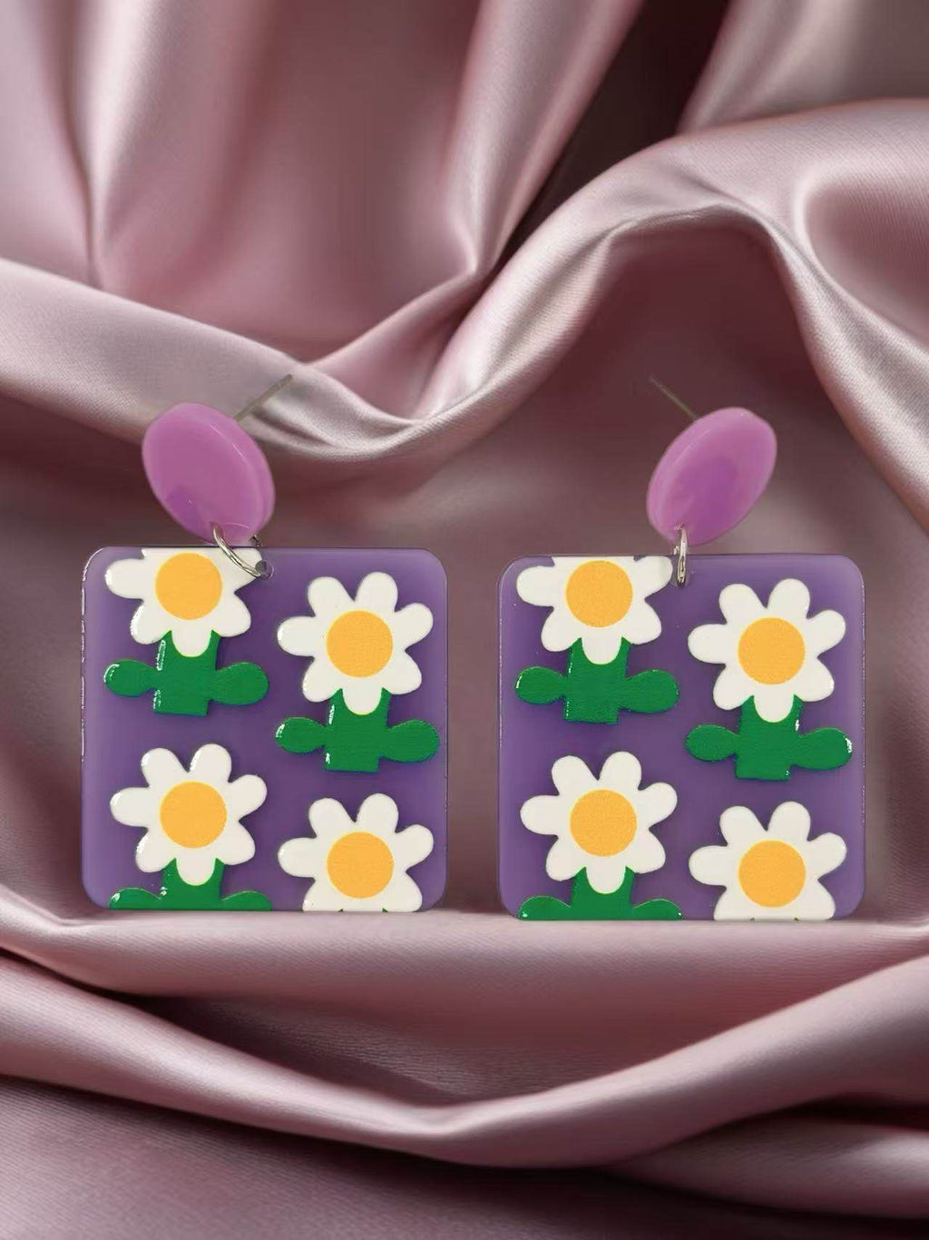 Playful Daisies on Purple Earrings - MODA ACCESSORIES