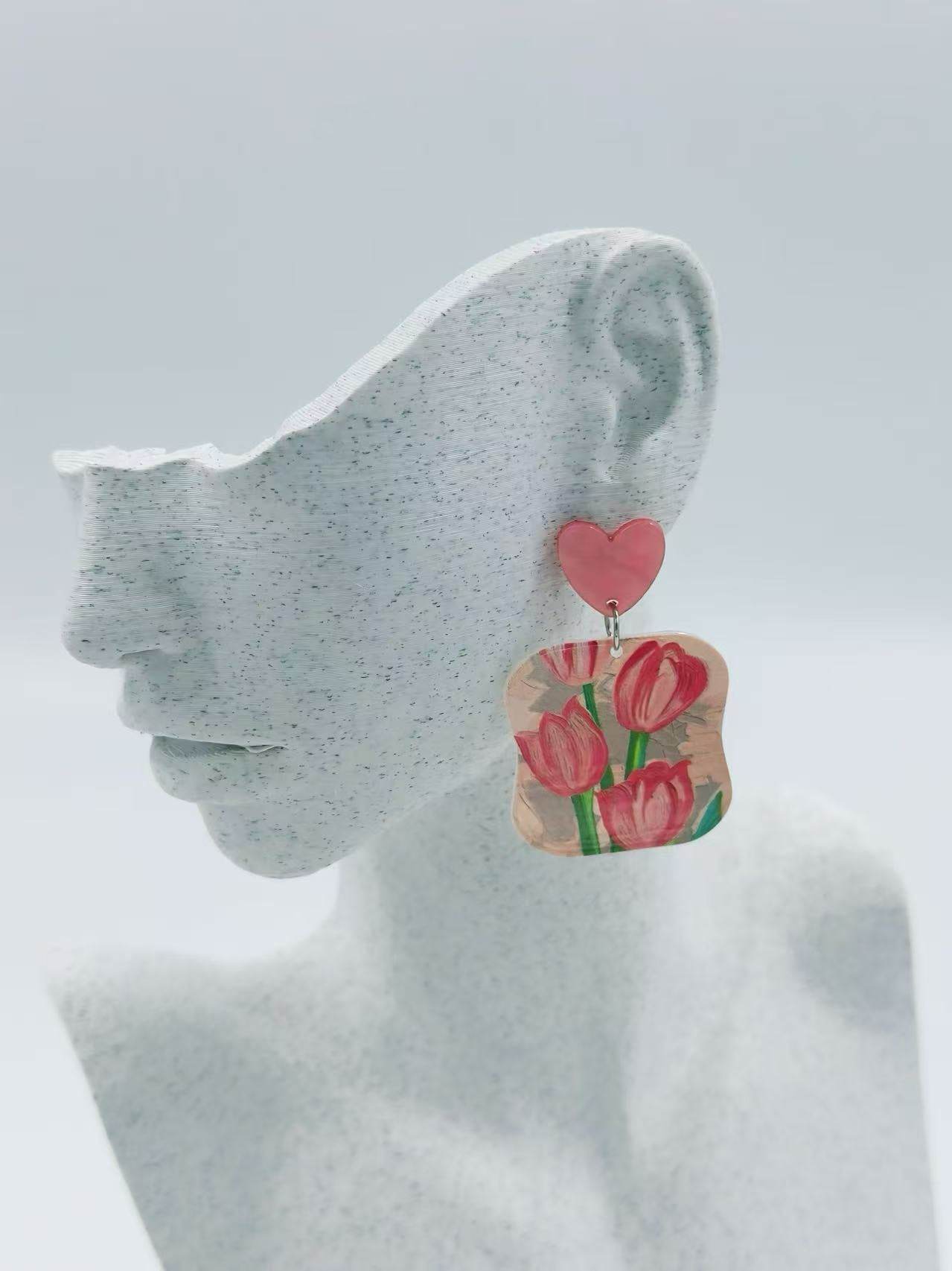 Blushing Tulip Heart Earrings - MODA ACCESSORIES