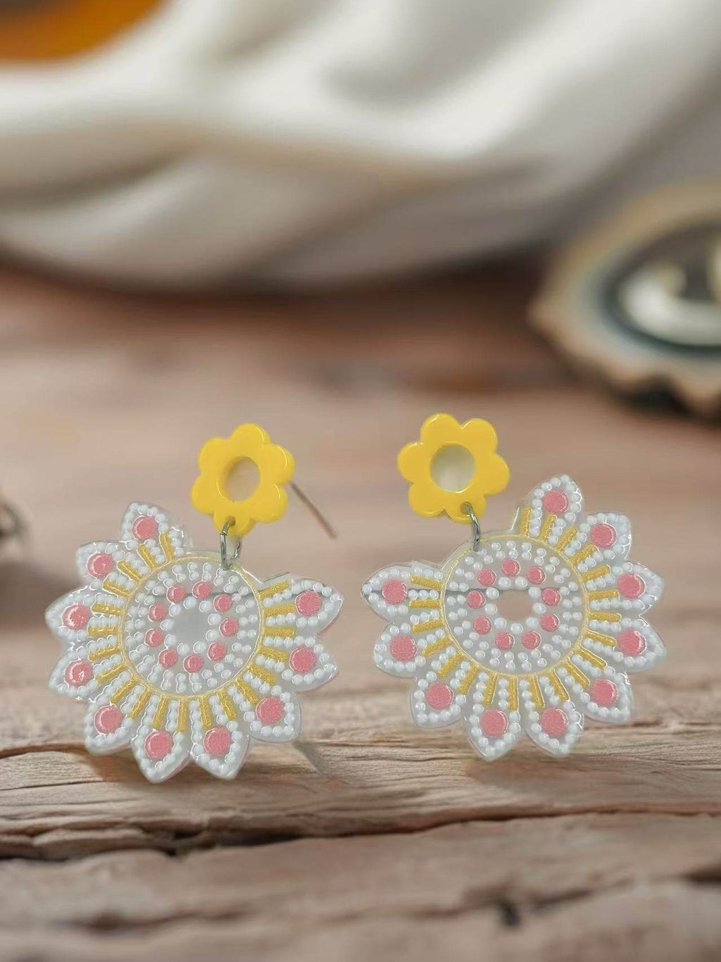 Sunny Bloom Mandala Earrings - MODA ACCESSORIES