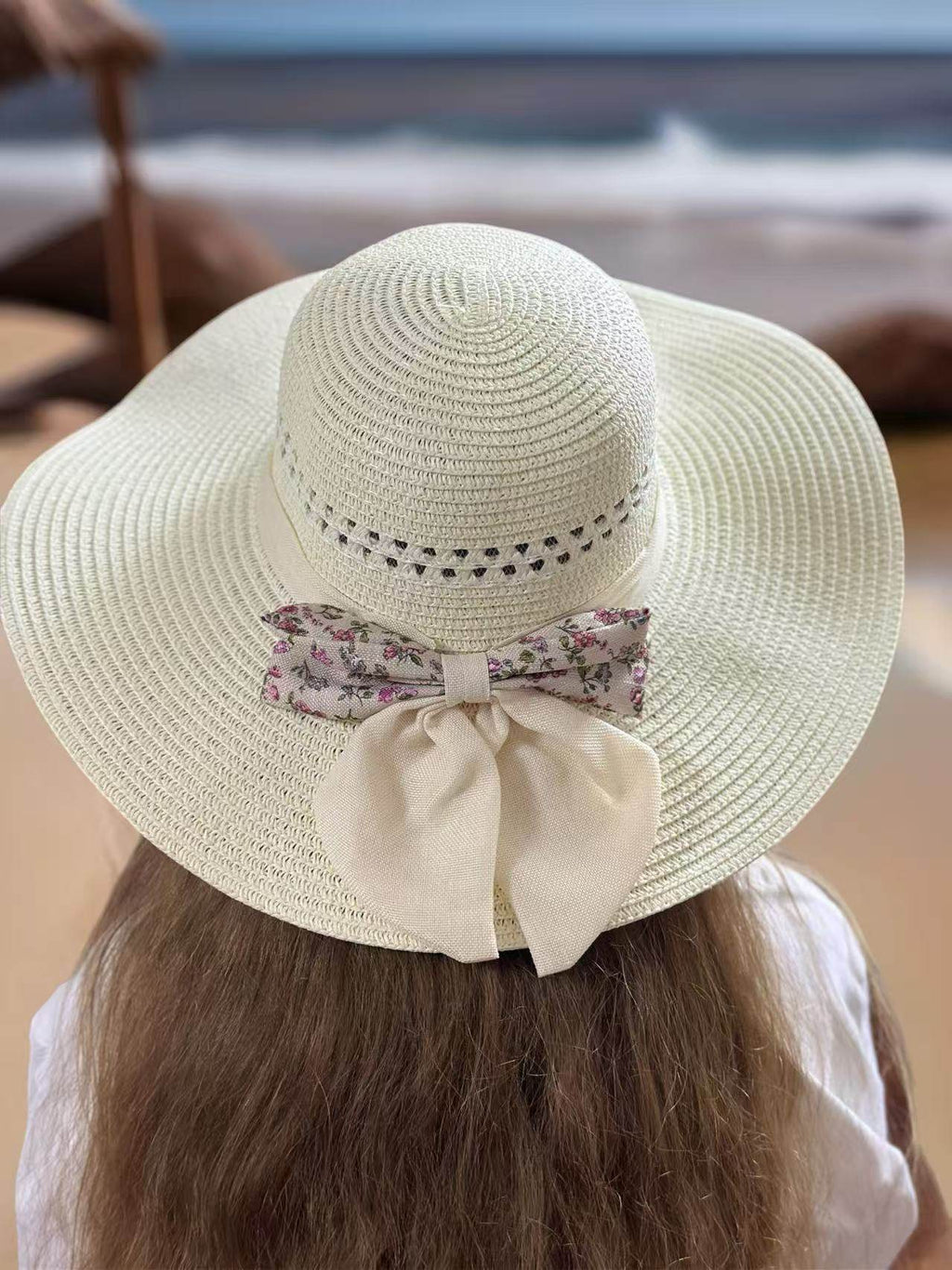 Floral Bow Sun Hat with Cut-Out Crown Detail - MODA ACCESSORIES