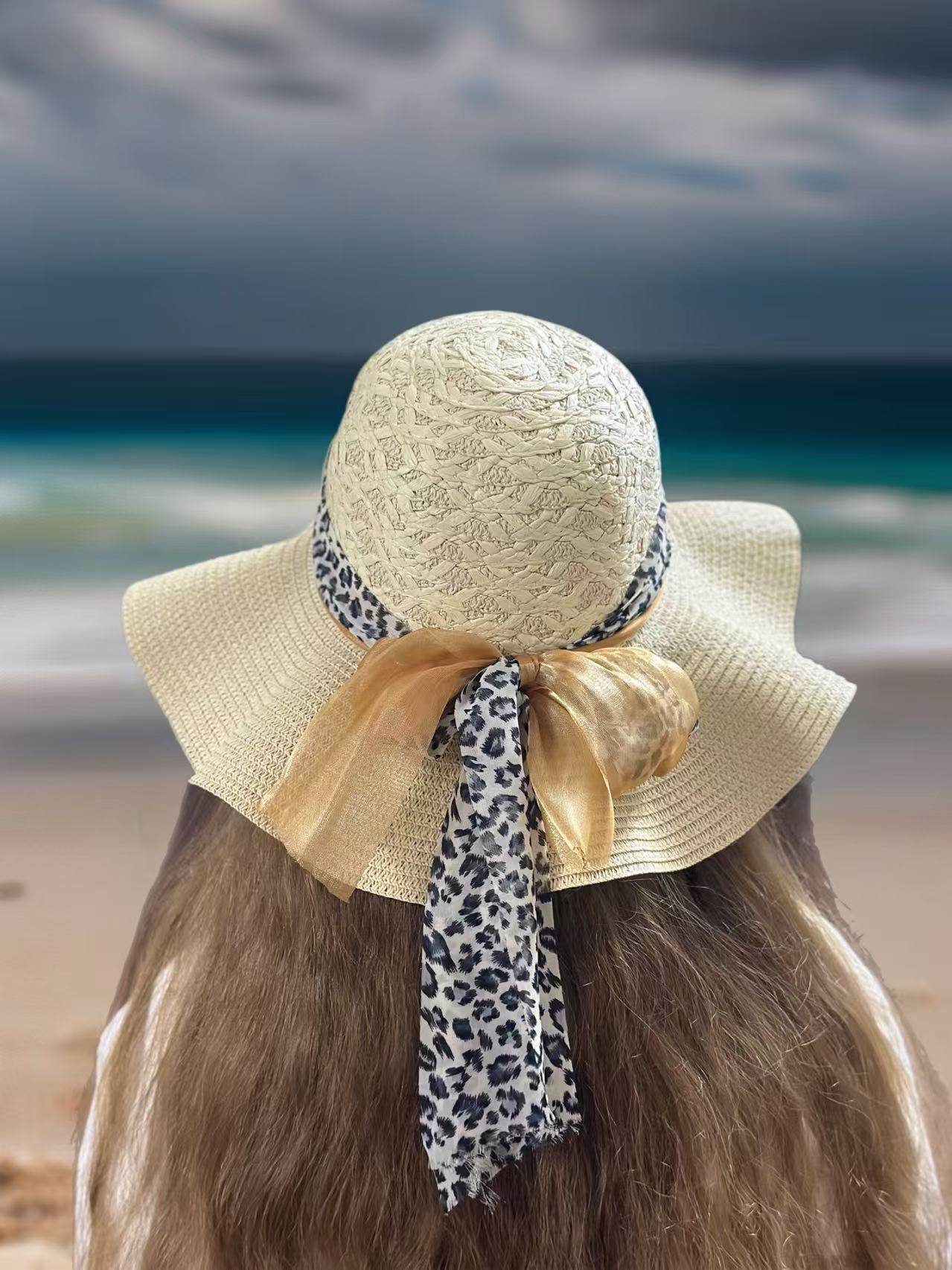 Textured Beige Floppy Hat with Leopard and Organza Ribbon - MODA ACCESSORIES