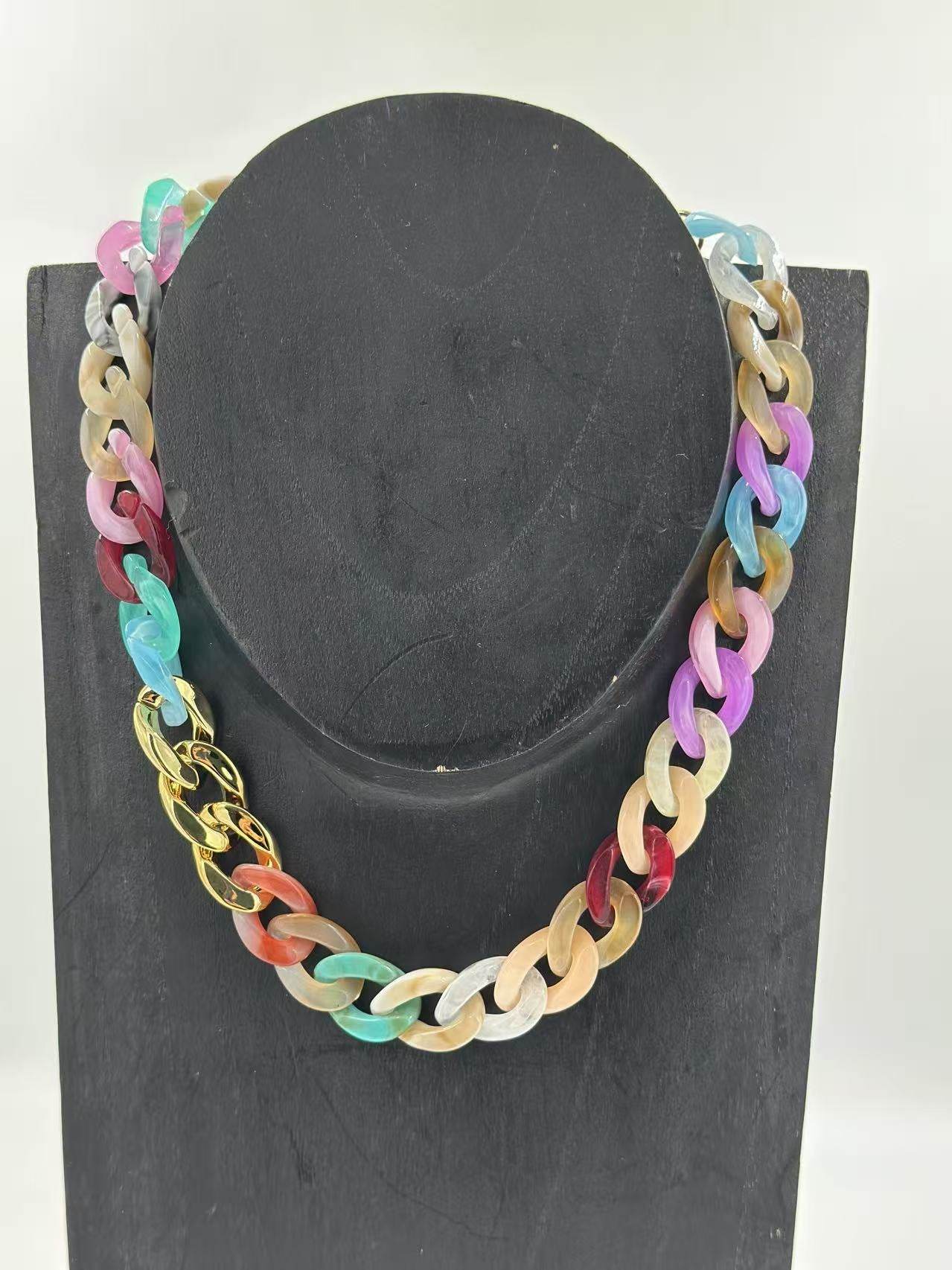 Multicolor Chain Necklace with Gold-Tone Accent - MODA ACCESSORIES