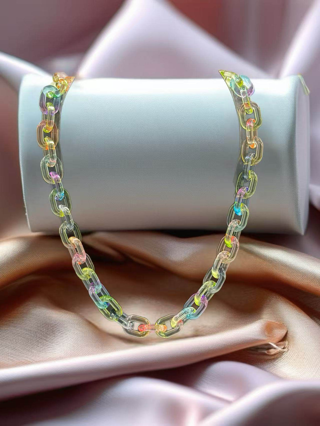 Iridescent Rainbow Transparent Plastic Chain Necklace - MODA ACCESSORIES