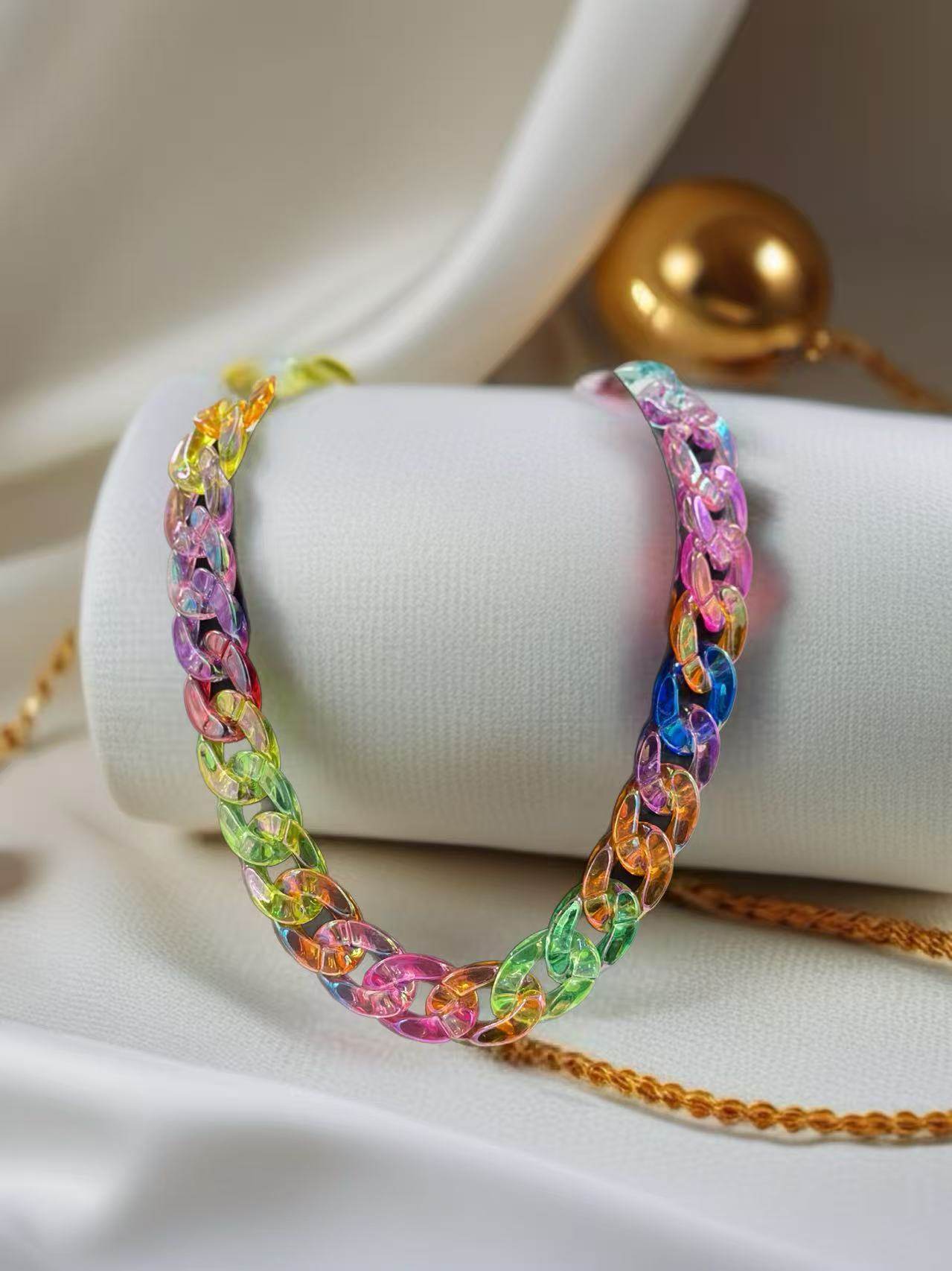 Neon Holographic Rainbow Chain Necklace - MODA ACCESSORIES