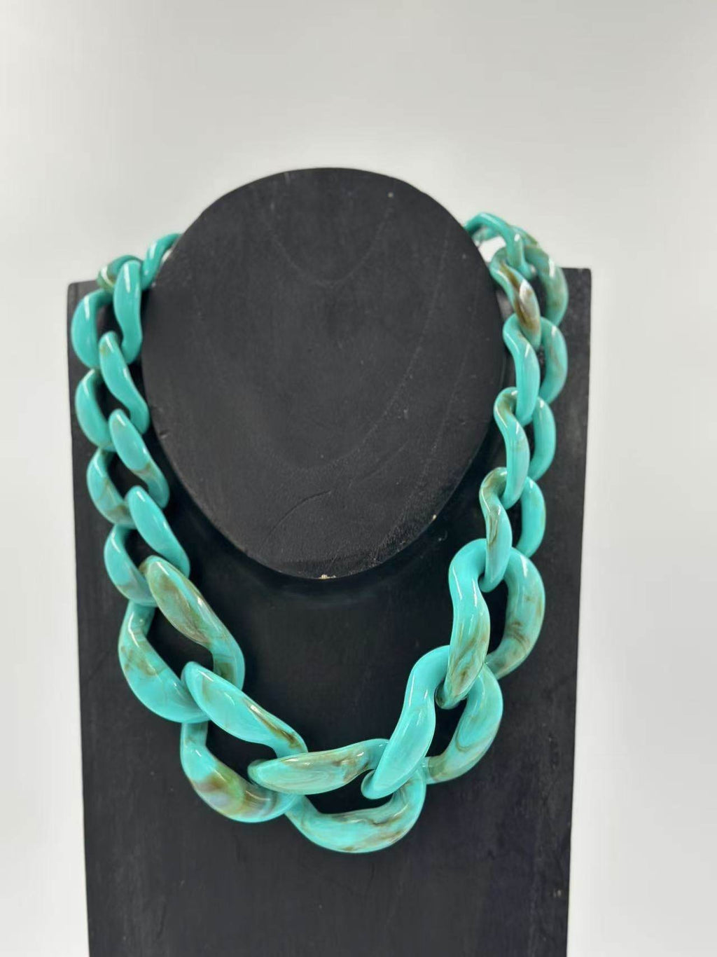 Bold Matte Chunky Chain Necklaces – Multicolor Collection - MODA ACCESSORIES