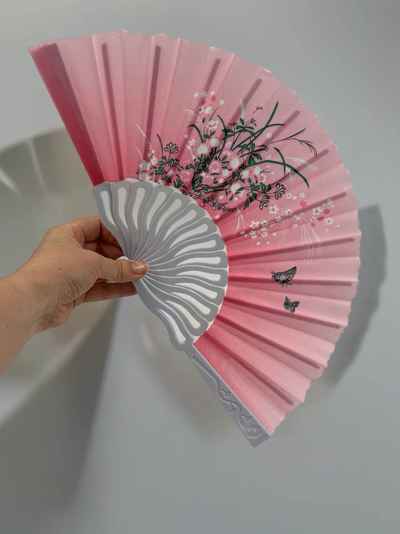 Elegant Floral Hand Fans β Assorted Colors and Designs - MODA ACCESSORIES