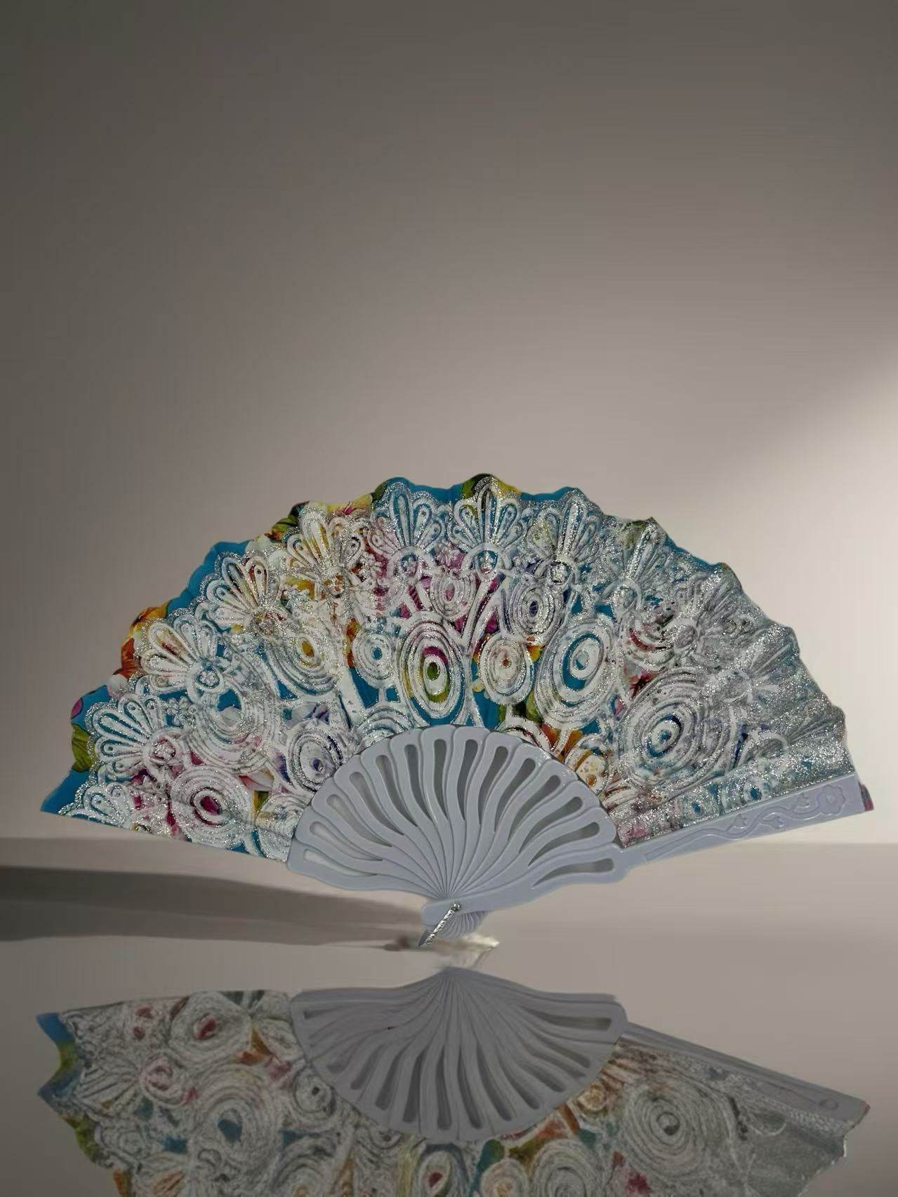 Vintage Floral Lace Hand Fans – Set of 6 with Baroque Embroidery - MODA ACCESSORIES