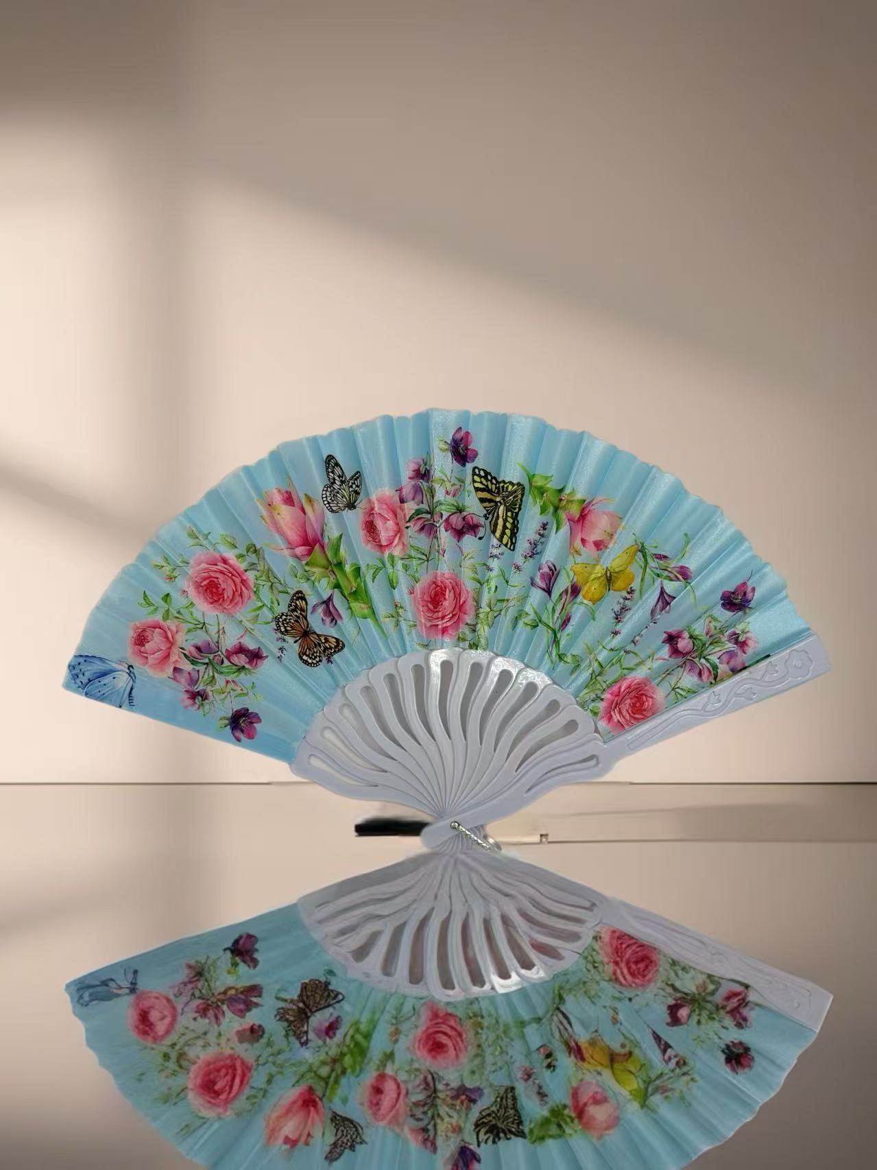 Elegant Floral and Butterfly Hand Fans - MODA ACCESSORIES