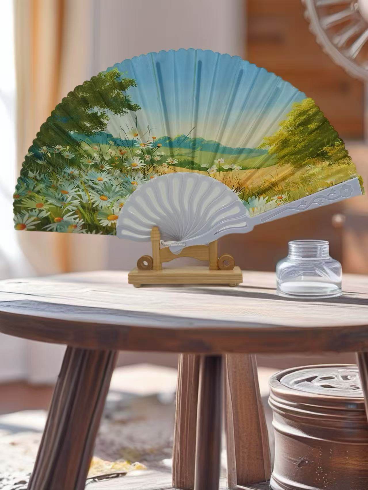 Scenic Nature and Floral Hand Fans - MODA ACCESSORIES