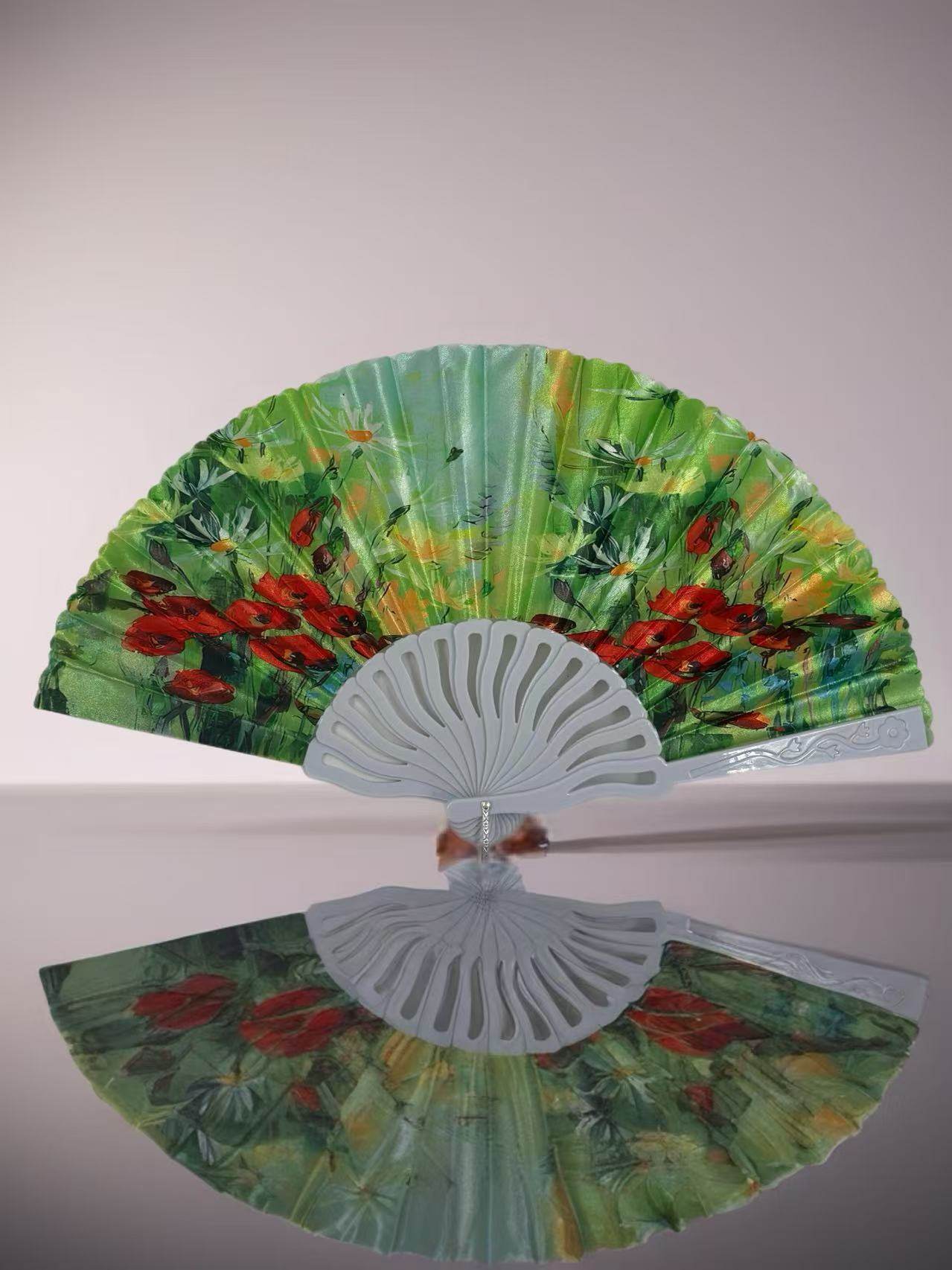 Scenic Nature and Floral Hand Fans - MODA ACCESSORIES