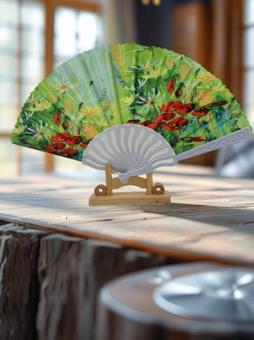 Scenic Nature and Floral Hand Fans - MODA ACCESSORIES