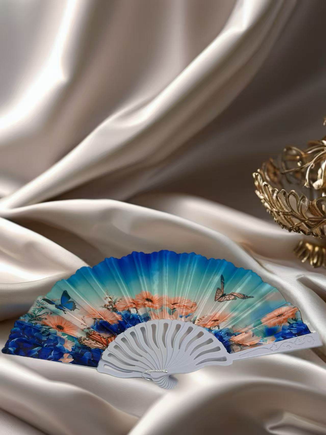 Scenic Nature and Floral Hand Fans - MODA ACCESSORIES