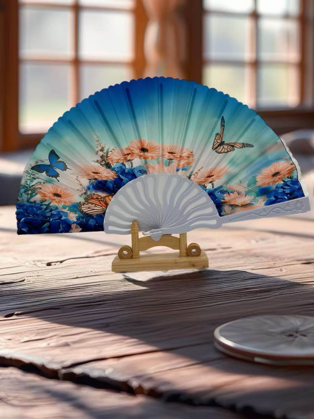 Scenic Nature and Floral Hand Fans - MODA ACCESSORIES