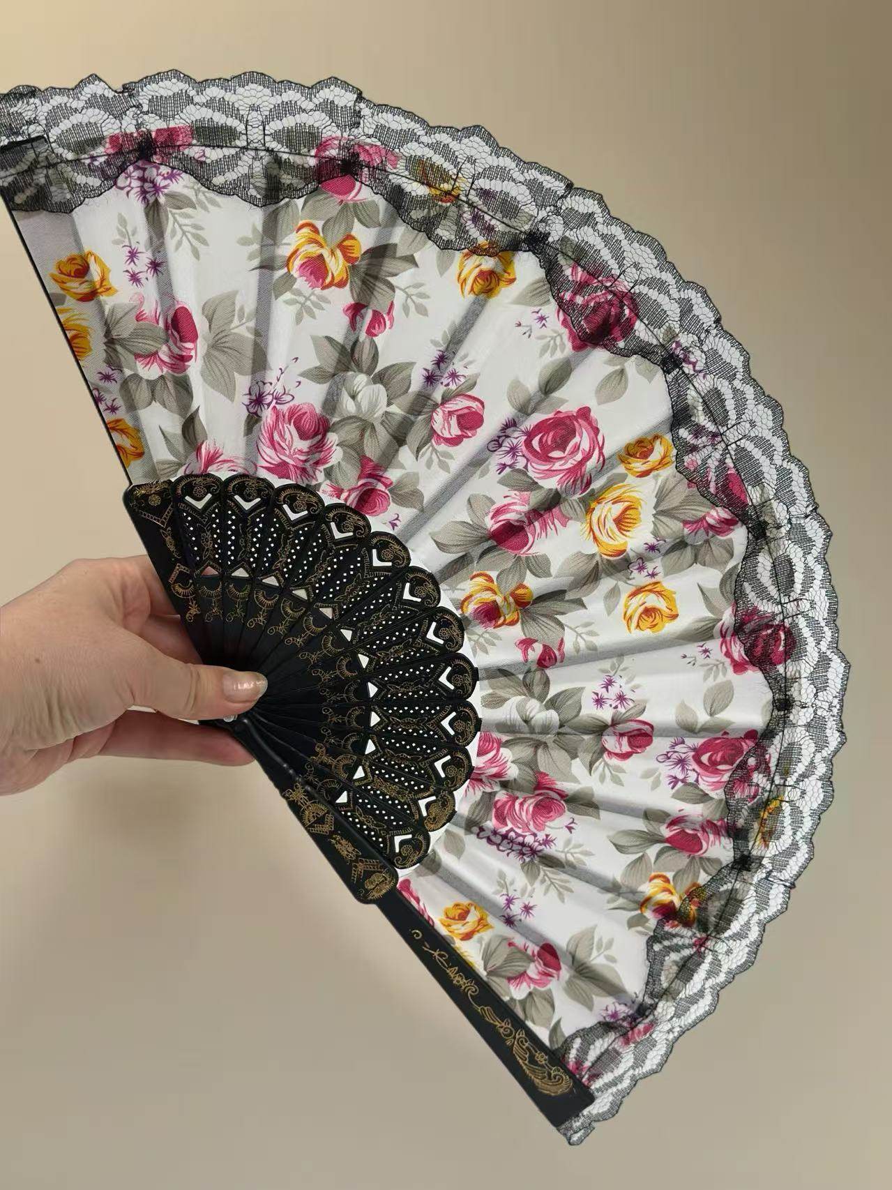 Romantic Floral Lace Hand Fans - MODA ACCESSORIES