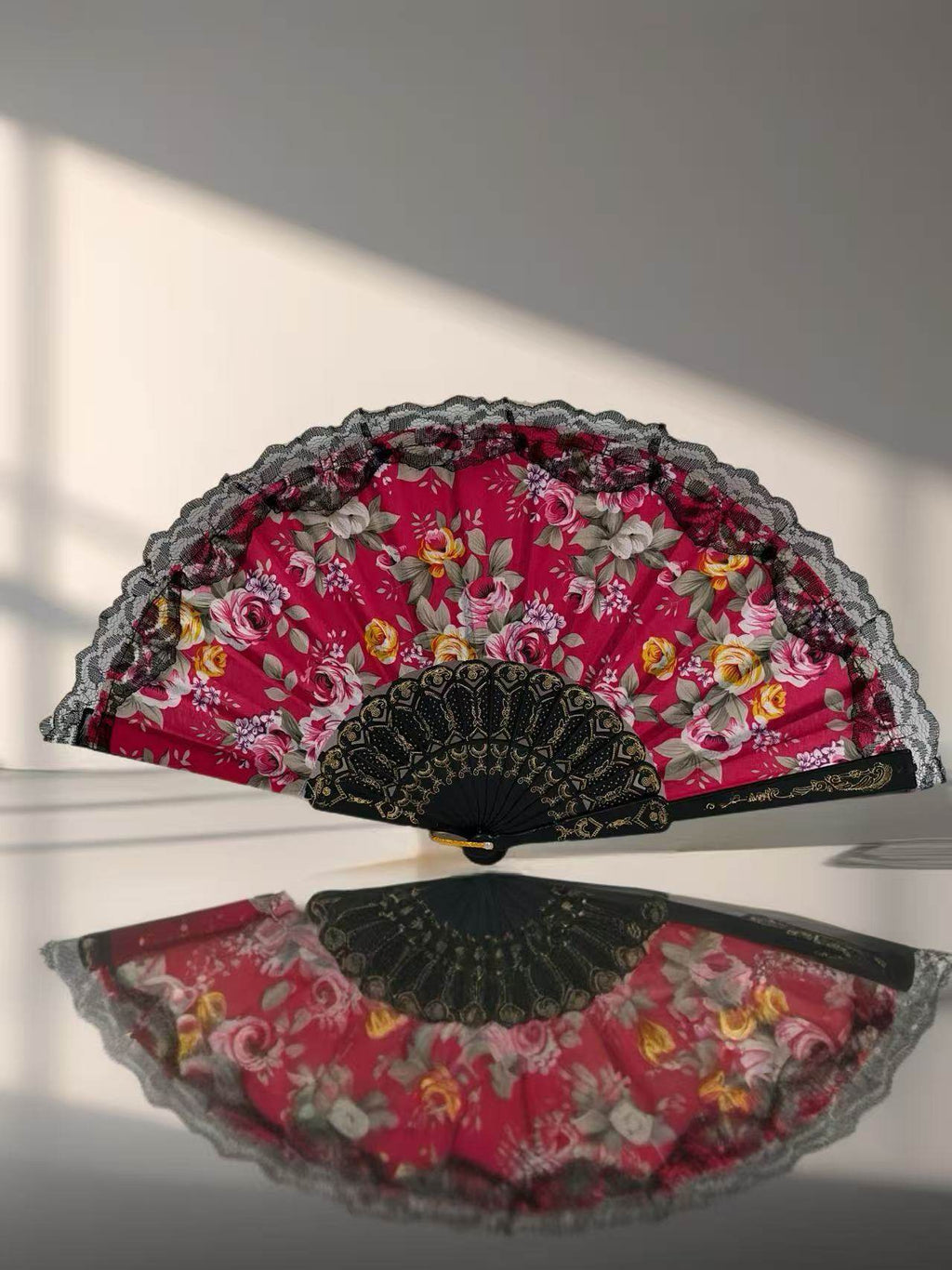Romantic Floral Lace Hand Fans - MODA ACCESSORIES