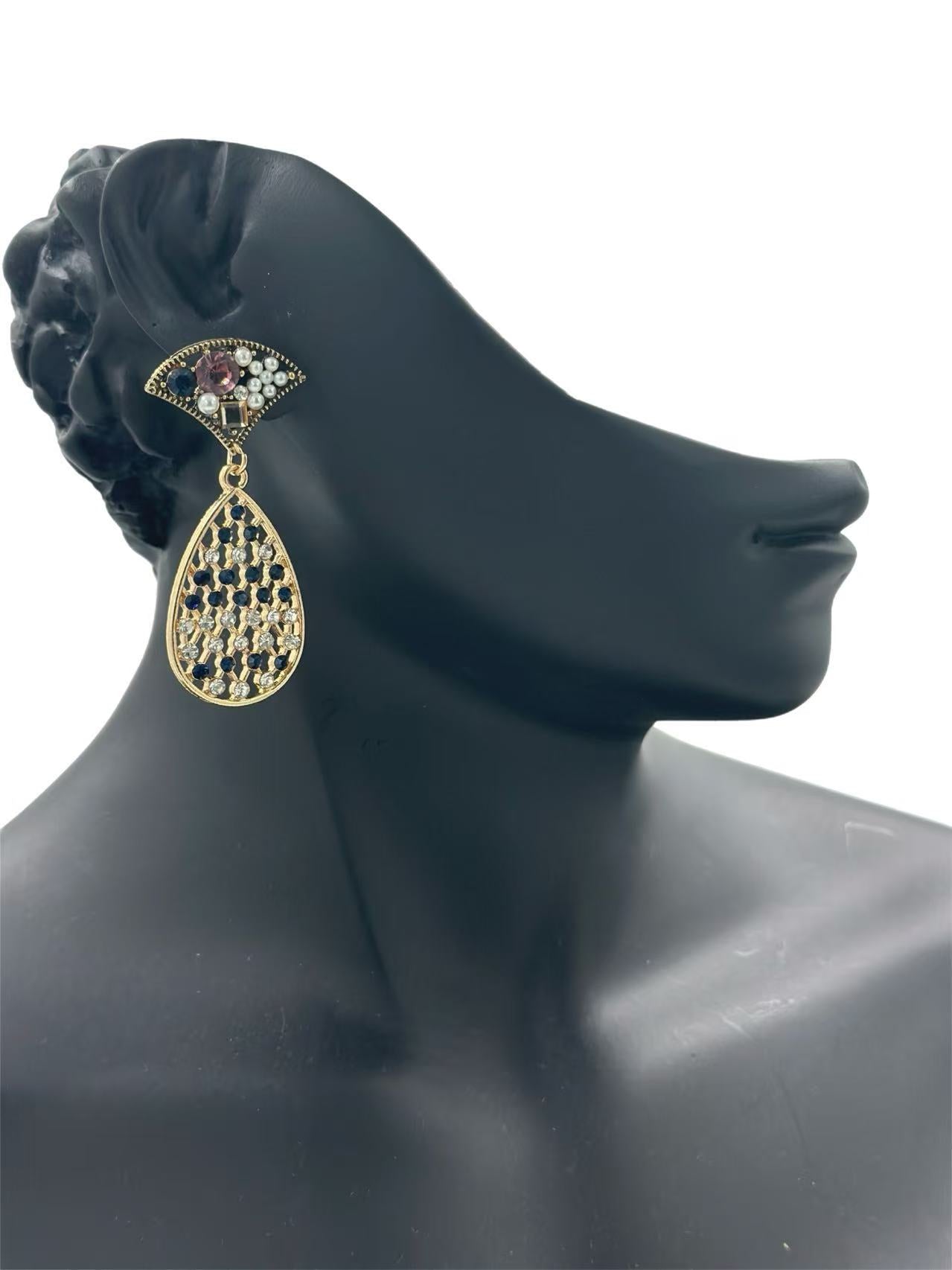 Black & Pearl Teardrop Vintage Earrings