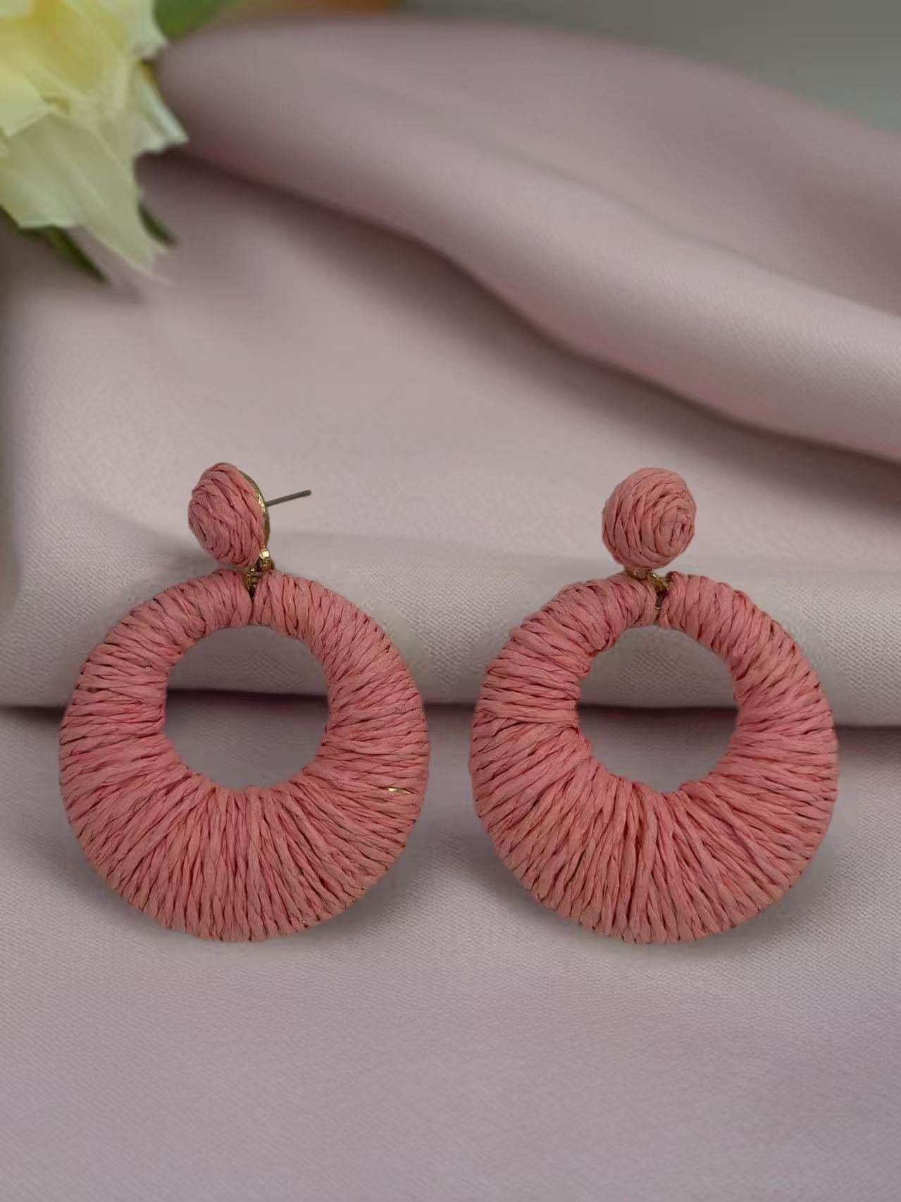 Bold Raffia Wrapped Earrings – Summer Essentials - MODA ACCESSORIES