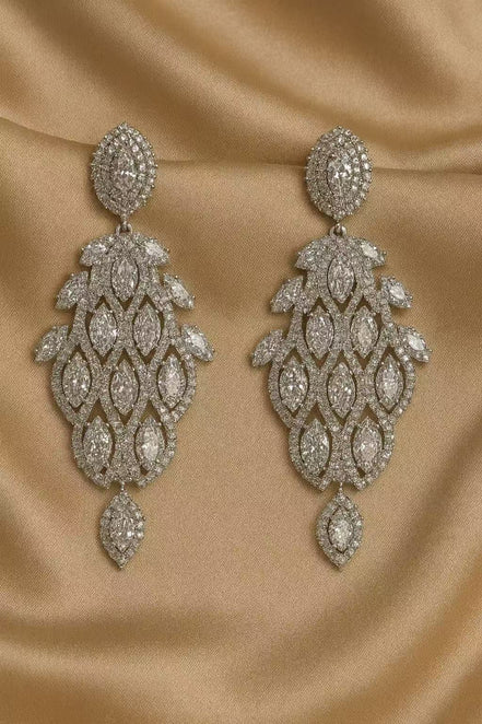 Luxuriöse Kristallblatt-Ohrhänger – Elegante Statement-Ohrhänger aus Silber für Damen