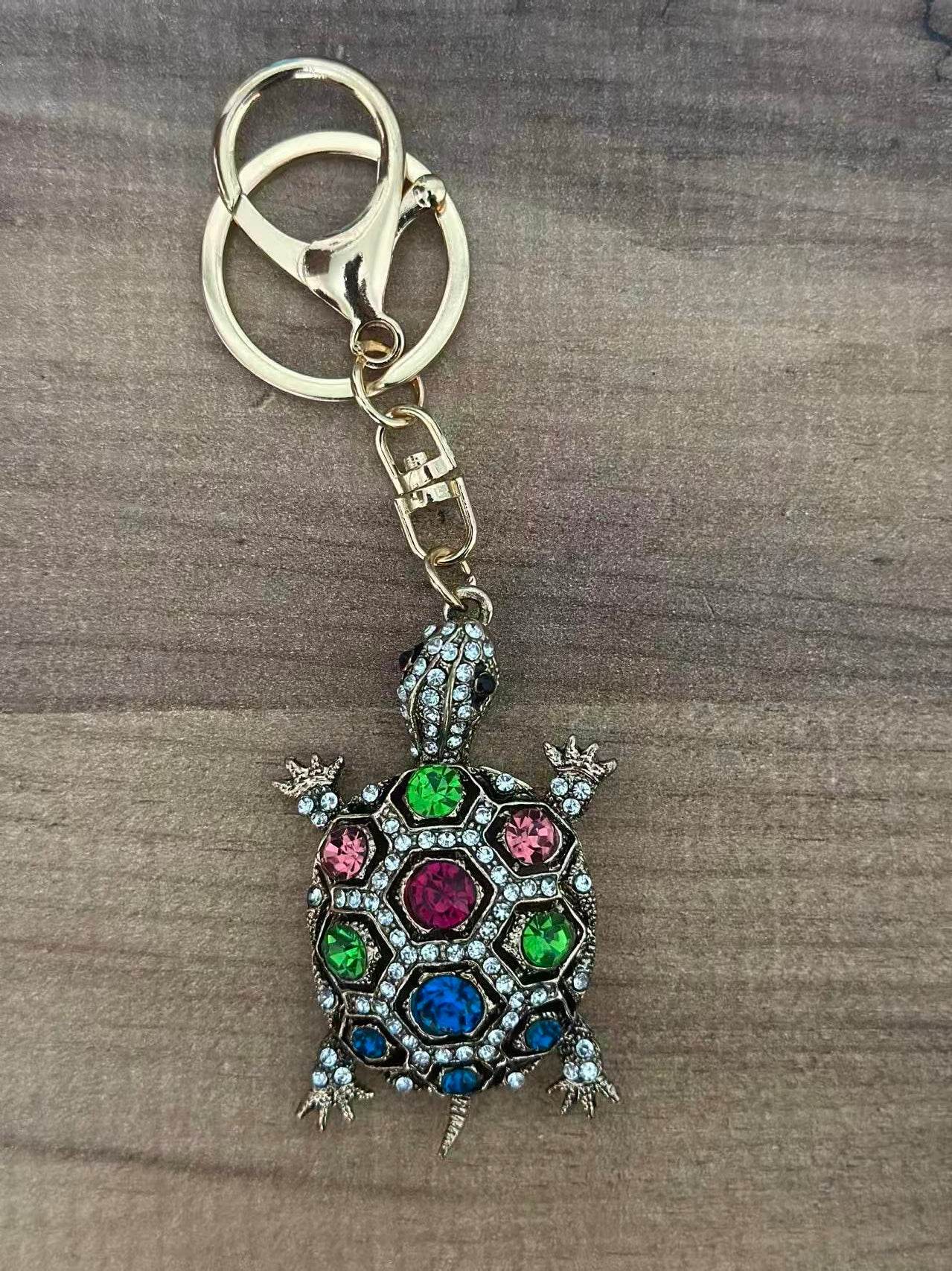 Colorful Crystal Turtle Keychain – Sparkling Rhinestone Bag Charm - MODA ACCESSORIES