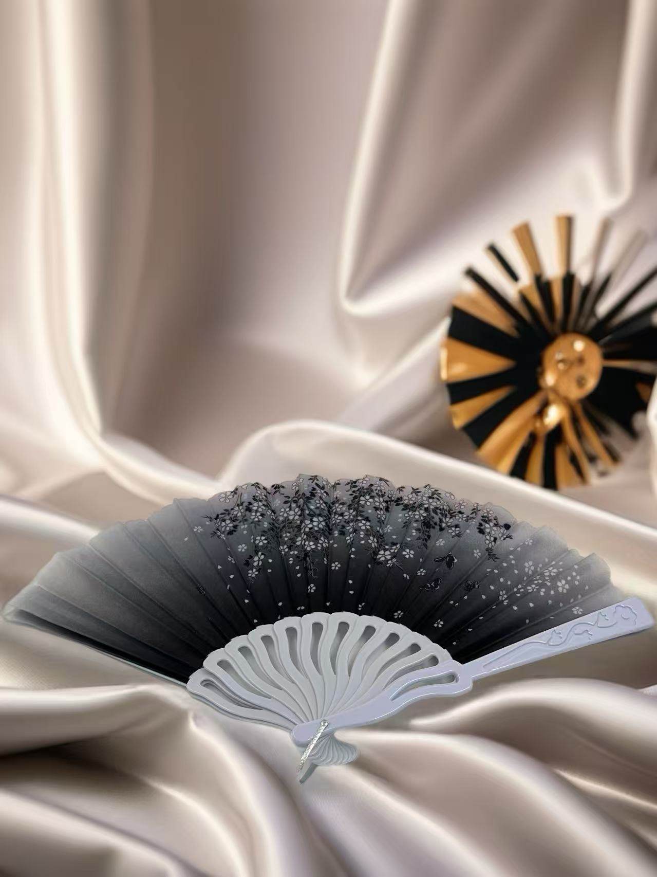 Elegant Floral Hand Fans β Set of 6 Traditional Asian Designs - MODA ACCESSORIES