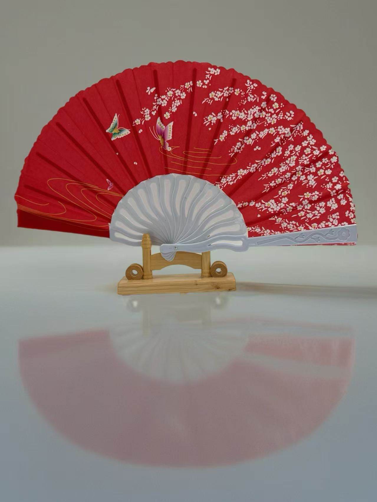 Elegant Floral Hand Fans β Assorted Colors and Designs - MODA ACCESSORIES