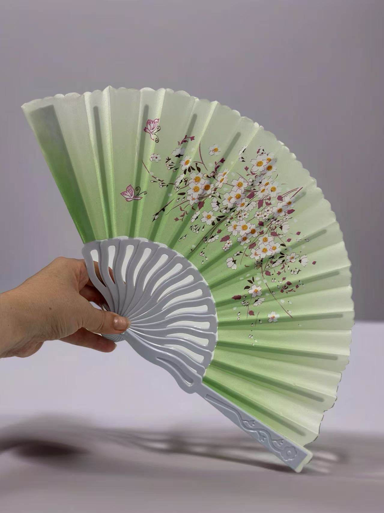 Elegant Floral Hand Fans β Set of 6 Traditional Asian Designs - MODA ACCESSORIES