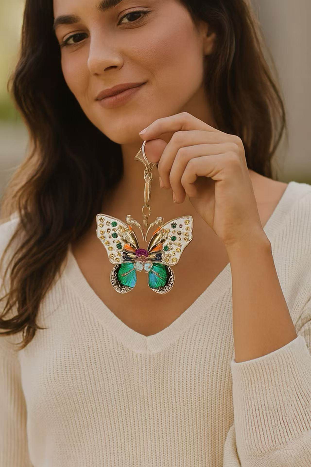 Multicolor Crystal Butterfly Keychain β Sparkling Enamel Bag Charm - MODA ACCESSORIES