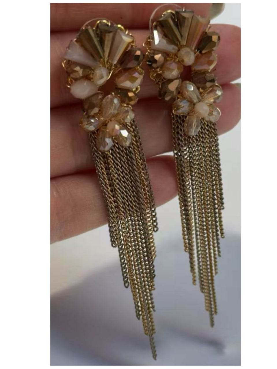 Elegant Gold and Crystal Flower Earrings with Cascading Tassels - MODA ACCESSORIES