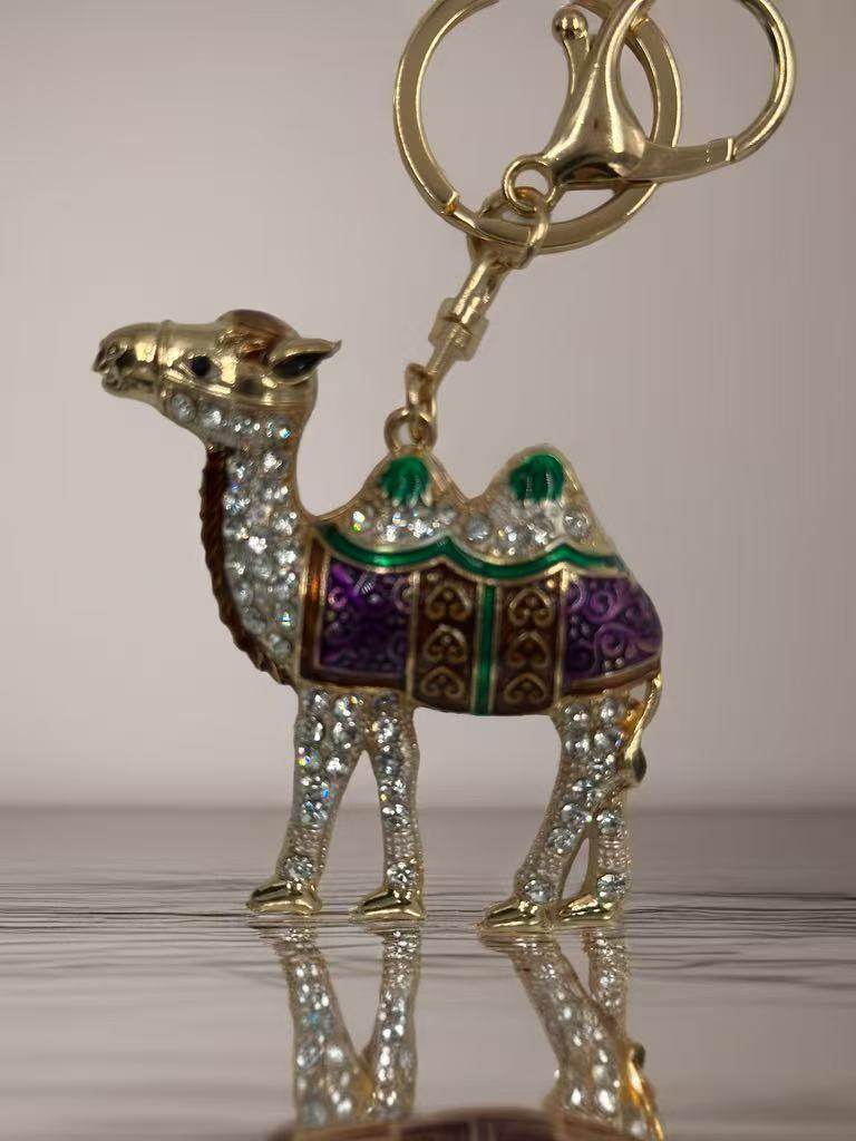 Luxury Camel Keychain – Jeweled Desert Animal Charm with Enamel Saddle - MODA ACCESSORIES